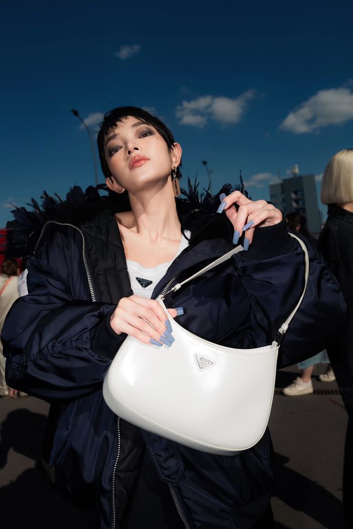 Sao Việt dự Milan Fashion Week: Châu Bùi ngồi hẳn vị trí front-row