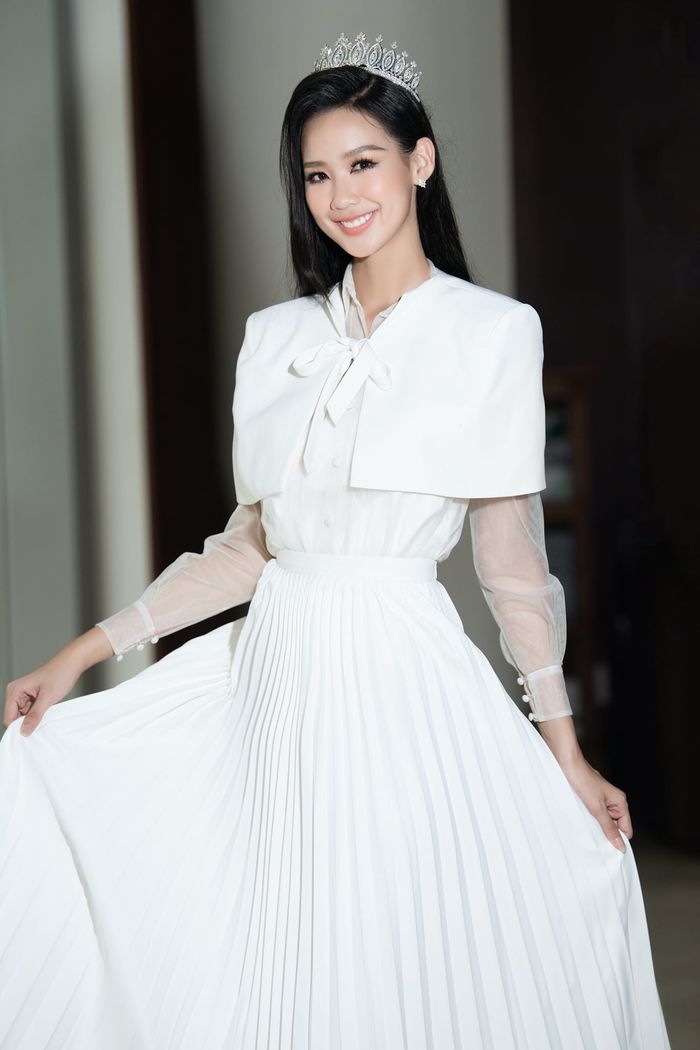 Á hậu 1m85 là đại diện mạnh nhất Việt Nam cử đến Miss Intercontinental
