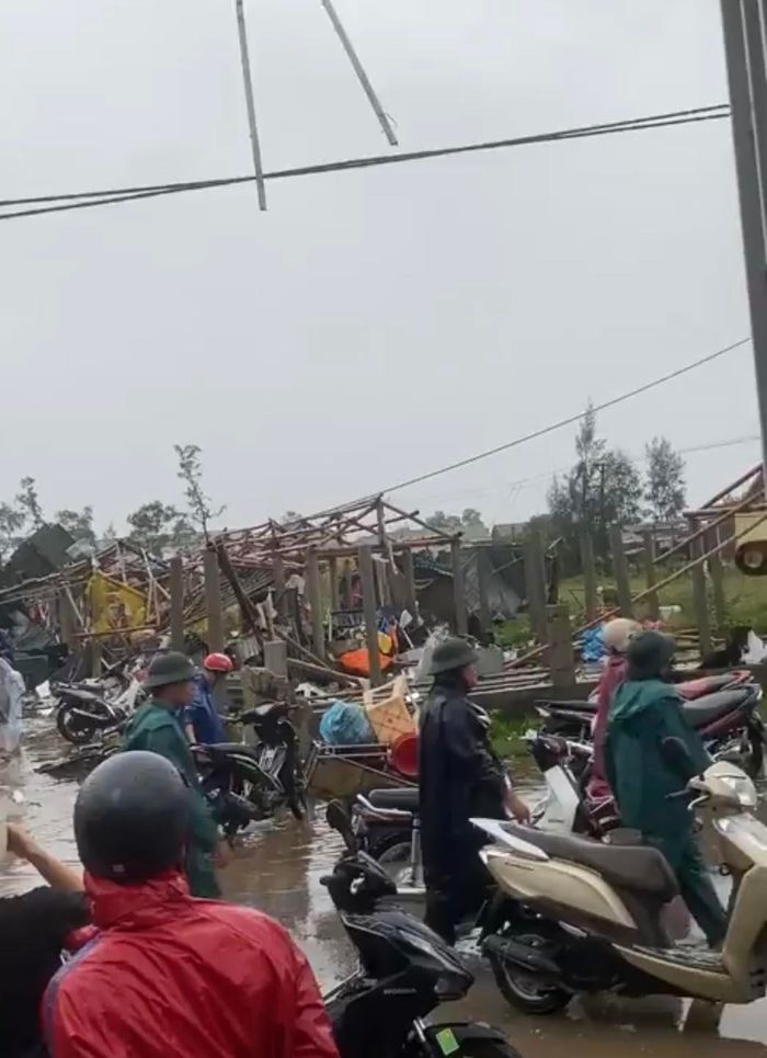 Thùy Tiên “quay xe” sau lời kêu gọi quyên góp ủng hộ miền Trung