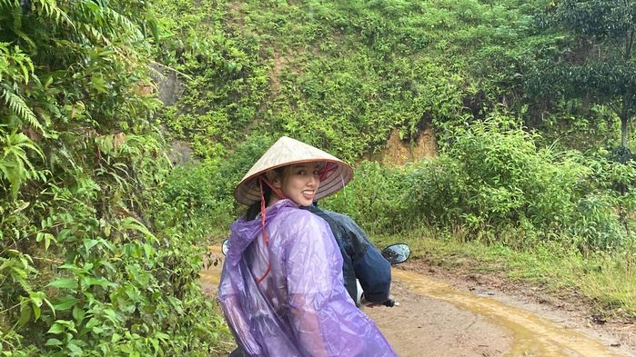 Thùy Tiên “quay xe” sau lời kêu gọi quyên góp ủng hộ miền Trung