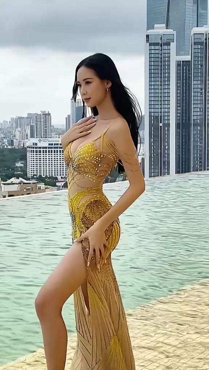 Trước thềm sang Ai Cập, Bảo Ngọc đọ dáng bên Miss Intercontinental