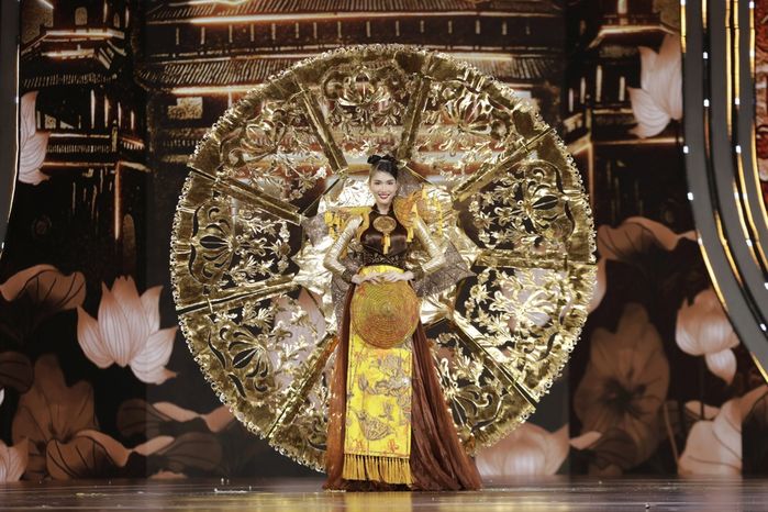 Truyền thông thuộc về Miss Grand VN: Khán giả Thái cũng dành lời khen