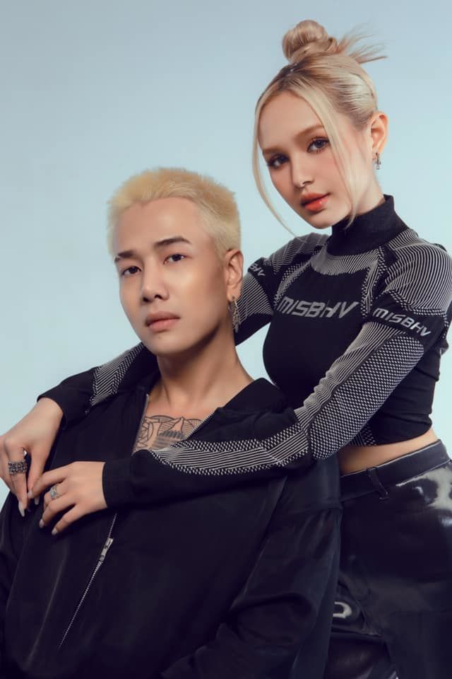 Vợ của streamer giàu nhất Việt Nam: được mẹ chồng cho hết tài sản