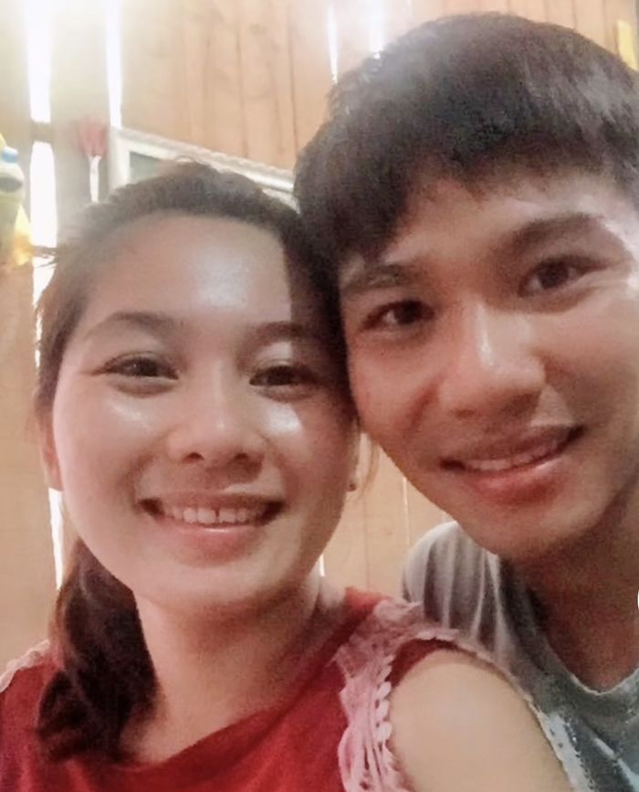 Ngưỡng mộ tình cảm người chồng dành cho vợ bệnh nan y