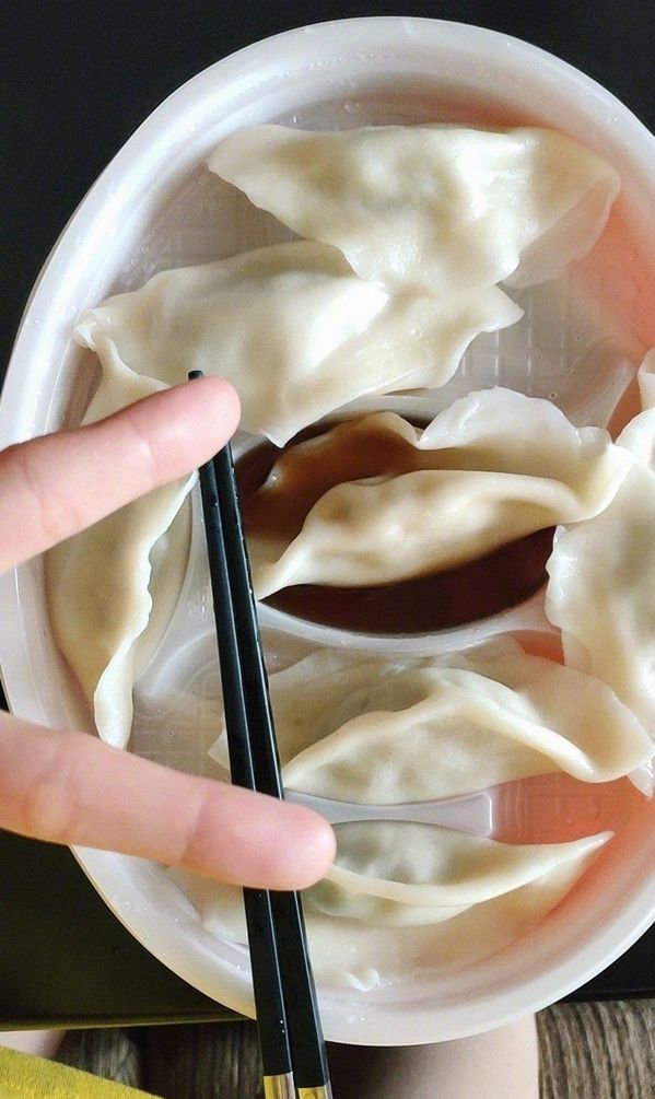 Bí quyết giữ dáng của Dương Mịch: Chế độ ăn 5:2, luôn ăn canh trước