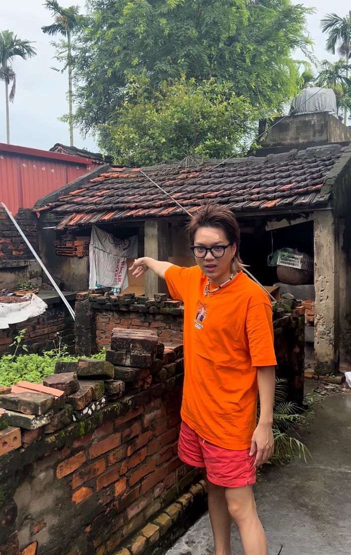 Tiktoker Phạm Thoại chơi lớn: đem 100kg đồ, chi nửa tỷ dự Fashion Week