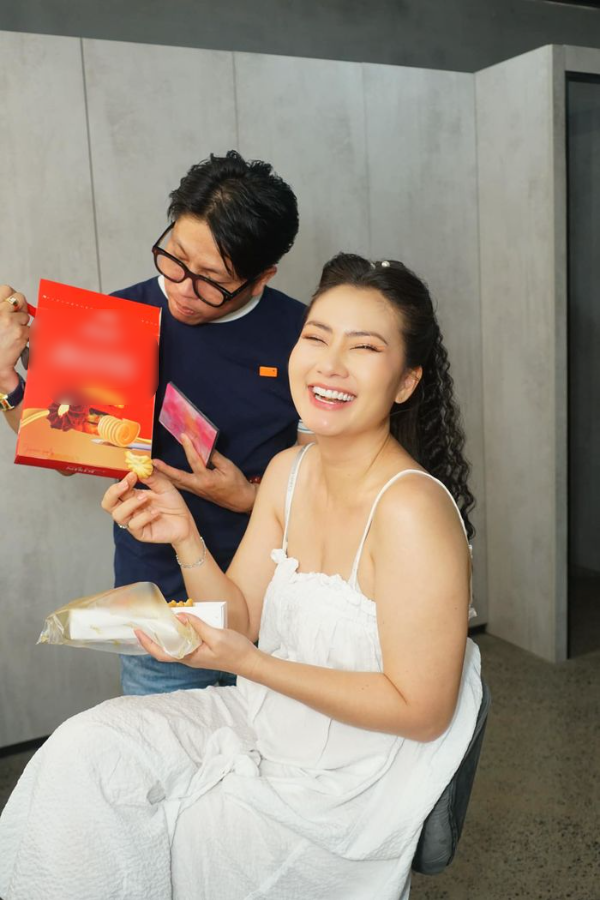 Học Ngọc Lan cách lên đồ cho các cô nàng có bắp tay mũm mĩm