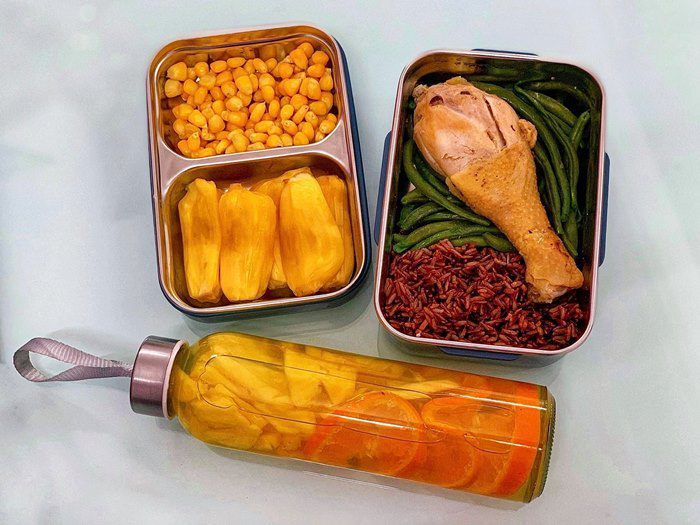 9x Hà thành khoe cơm hộp tự nấu đầy đủ dinh dưỡng chỉ từ 20k