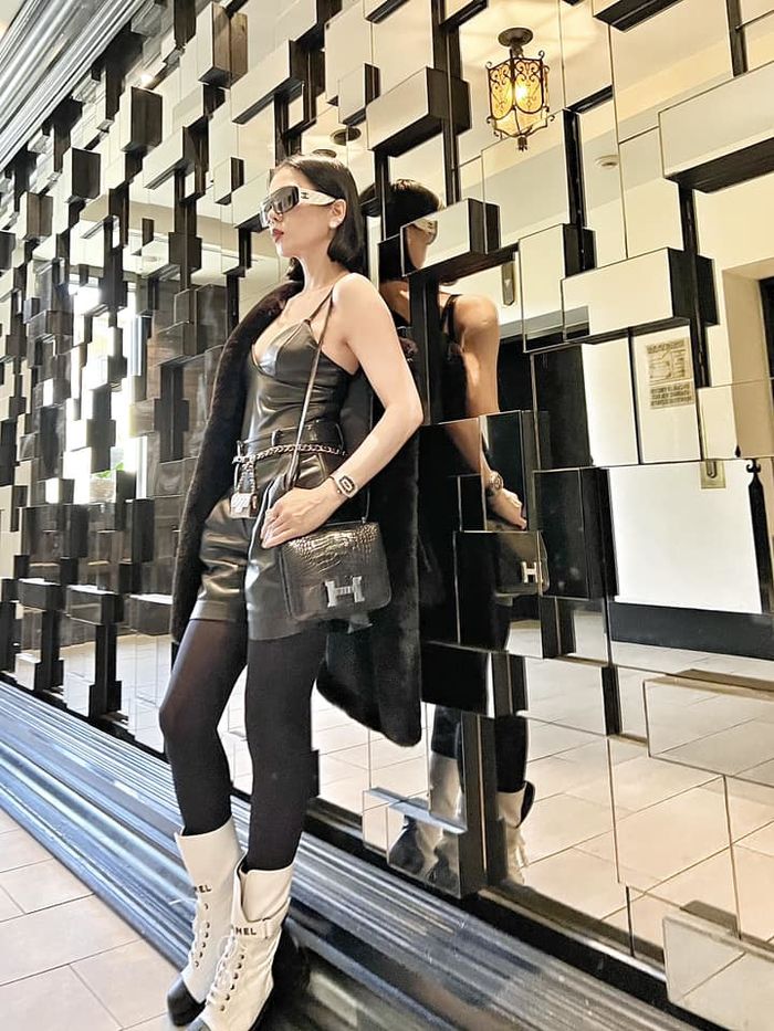 Ảnh hot sao Việt 18/10: Phương Trinh Jolie mặc bạo đi siêu thị