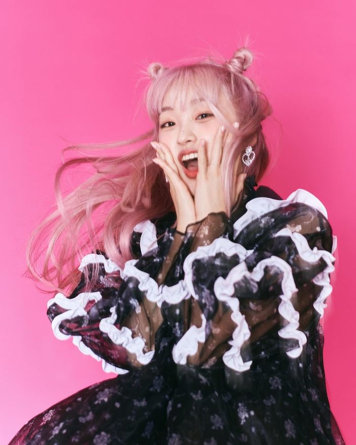 ADORA: Cô nàng tạo hit của BTS, nay lựa chọn trở thành thần tượng