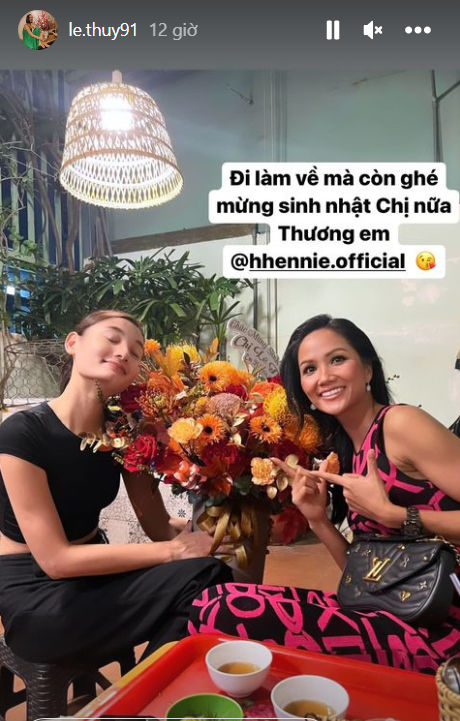 Ảnh hot sao Việt 14/10: Lệ Nam và Nam Em đọ sắc Angela Phương Trinh