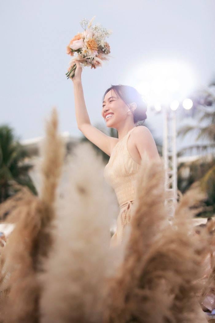 Diệu Nhi - Anh Tú đi đâu cũng có đôi, chăm lo chu toàn trước ngày cưới