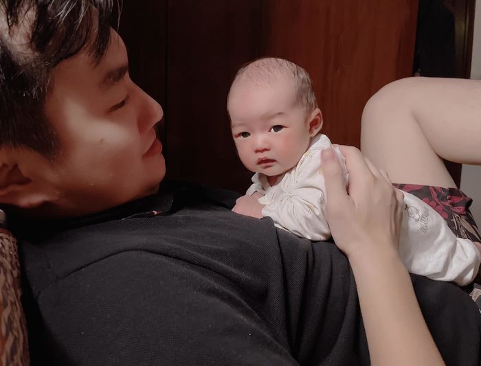 Có chồng lo A - Z, vợ diễn viên Anh Tuấn về dáng thần tốc sau sinh
