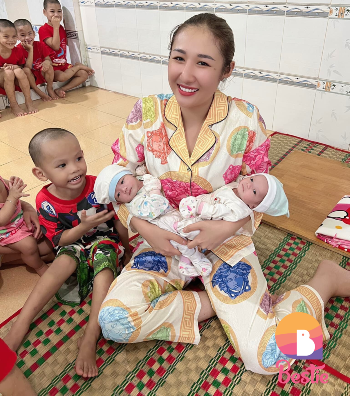 Nữ Tiktoker Nguyễn Huỳnh Như làm mẹ của 75 đứa trẻ