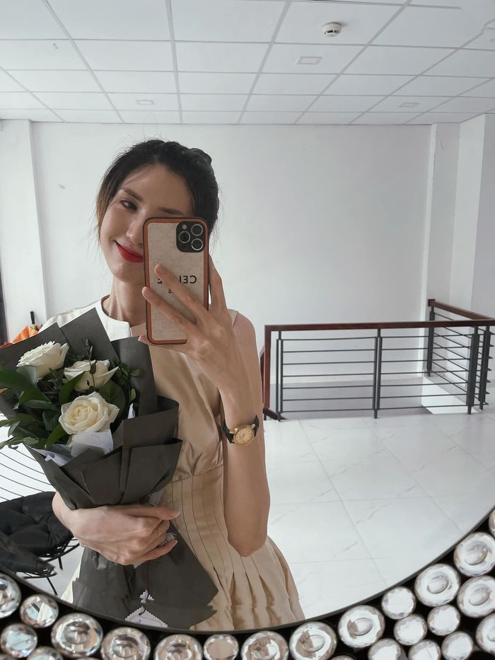 Cuộc sống của mẫu nữ cao nhất Việt Nam: Không yêu người thấp hơn mình