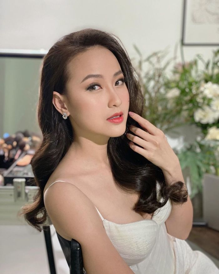 Cuộc sống hiện tại của Khánh Ngân - Miss Globe đầu tiên của Việt Nam