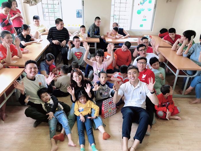 Cựu bác sĩ U80 miệt mài thắp lửa cho trẻ em đặc biệt ở Hà Nội