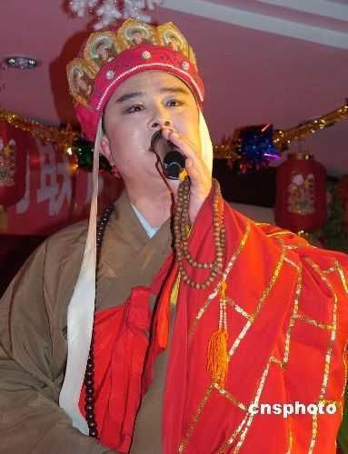 Đường Tăng Từ Thiếu Hoa ở tuổi xế chiều: Phải đi phát tờ rơi