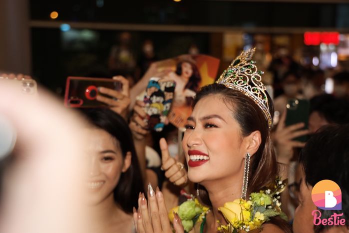 Hoa hậu Thiên Ân trở về Việt Nam sau khi dừng chân Top 20 MGI 2022
