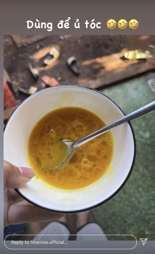 Hoa hậu Việt chăm tóc kiểu bình dân với trứng gà, nước gạo, bồ kết