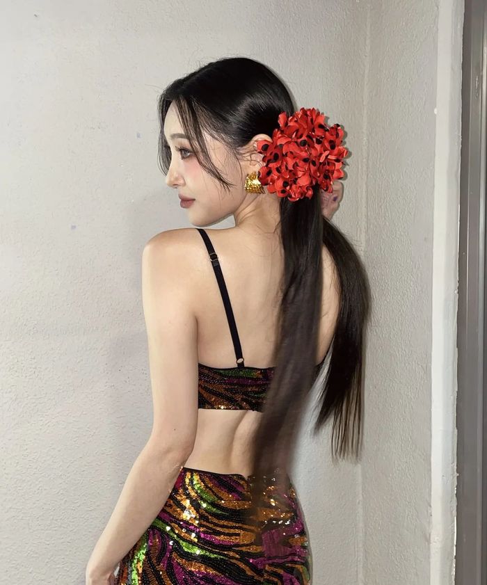 Idol Kpop không ăn kiêng nhưng vẫn mi nhon nhờ gen chất lượng