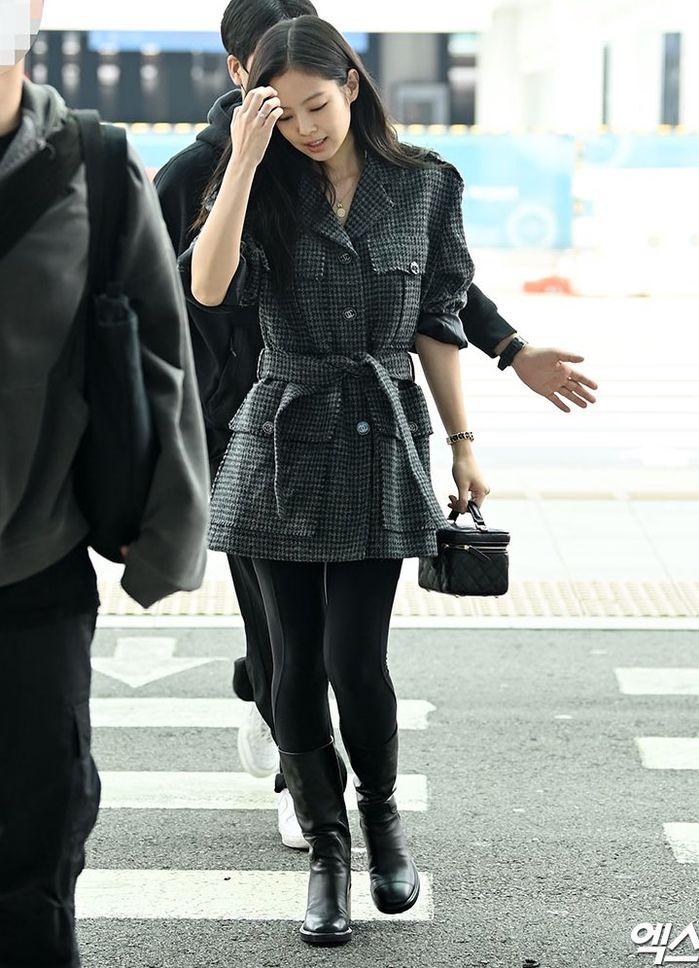 Idol là biểu tượng thời trang Kpop: Style Jennie khiến fan thích mê