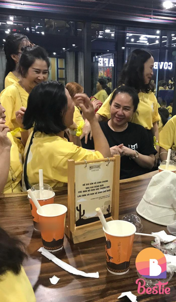 Jack trở lại sau hơn 1 năm vướng ồn ào: 600 người hâm mộ vây kín
