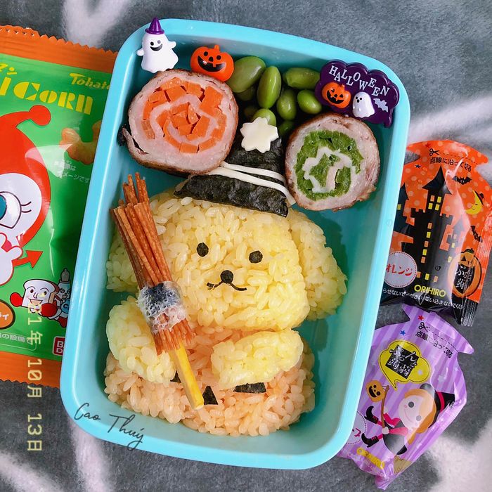Mẹ Việt ở Nhật gợi ý làm cơm hộp cho con mang đi học style Halloween