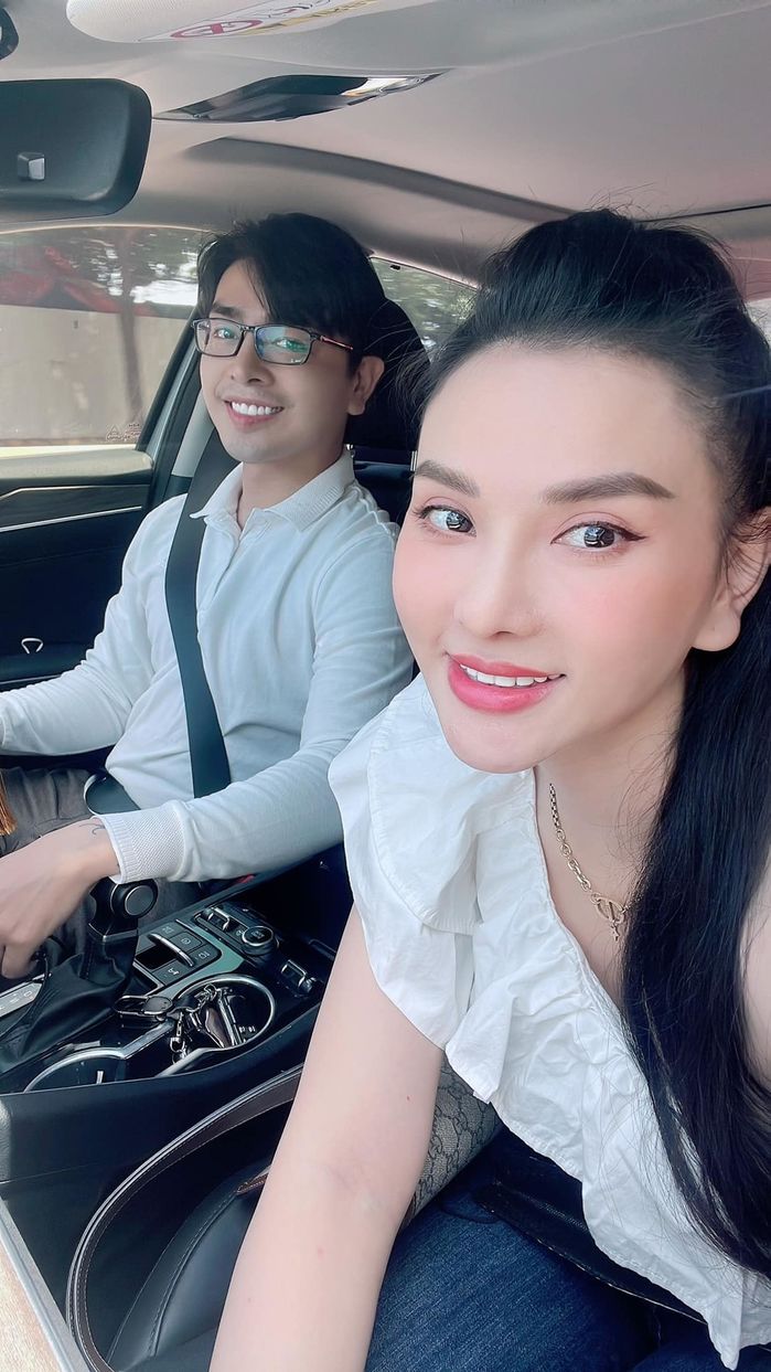 Mỹ nhân Việt chơi lớn tặng mô tô cho chồng: Thu Thủy chi gần 1 tỉ