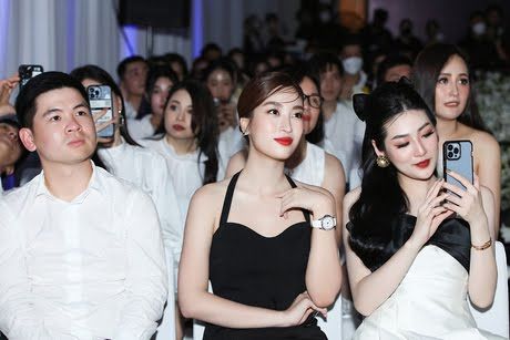Nhìn lại những cột mốc của chuyện tình Đỗ Mỹ Linh và chồng tỷ phú