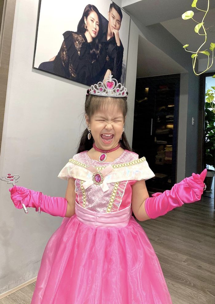 Nhóc tì Vbiz háo hức đón Halloween sớm: Polo Huỳnh cosplay cưng xỉu