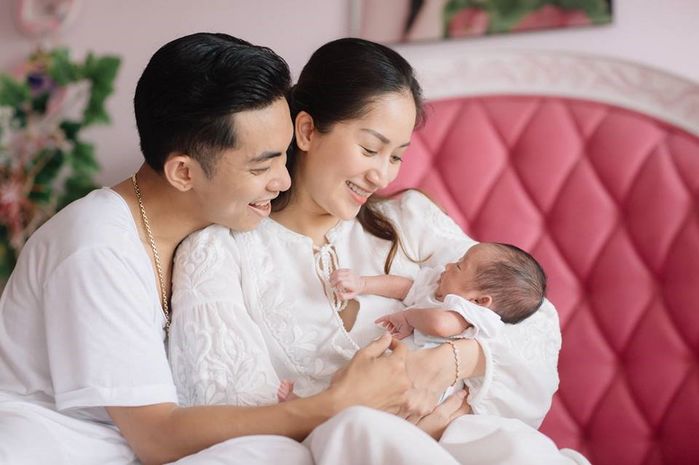 Nhóc tỳ sao Việt sinh thiếu ngày thiếu tháng vẫn kháu khỉnh, bụ bẫm