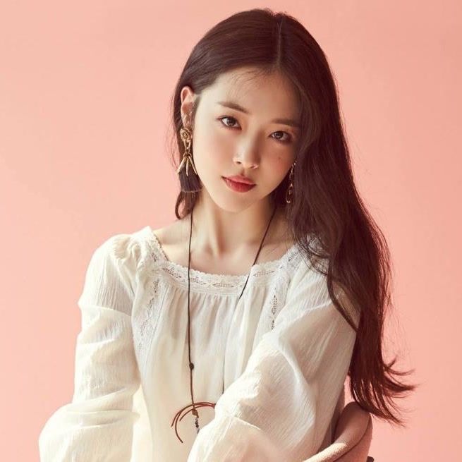 Những girlgroup Kpop bị công ty thờ ơ, kết cục bay màu khỏi Kpop