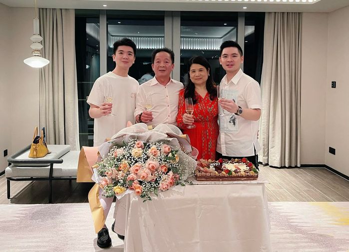 Những yêu cầu bắt buộc trong hôn lễ Đỗ Mỹ Linh và con trai bầu Hiển