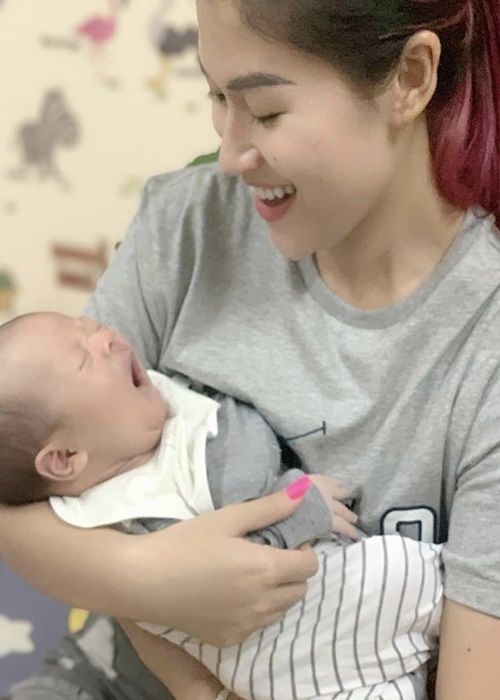 Sao Vbiz công khai con nhưng giấu nhẹm nửa kia: Ai cũng gây tò mò