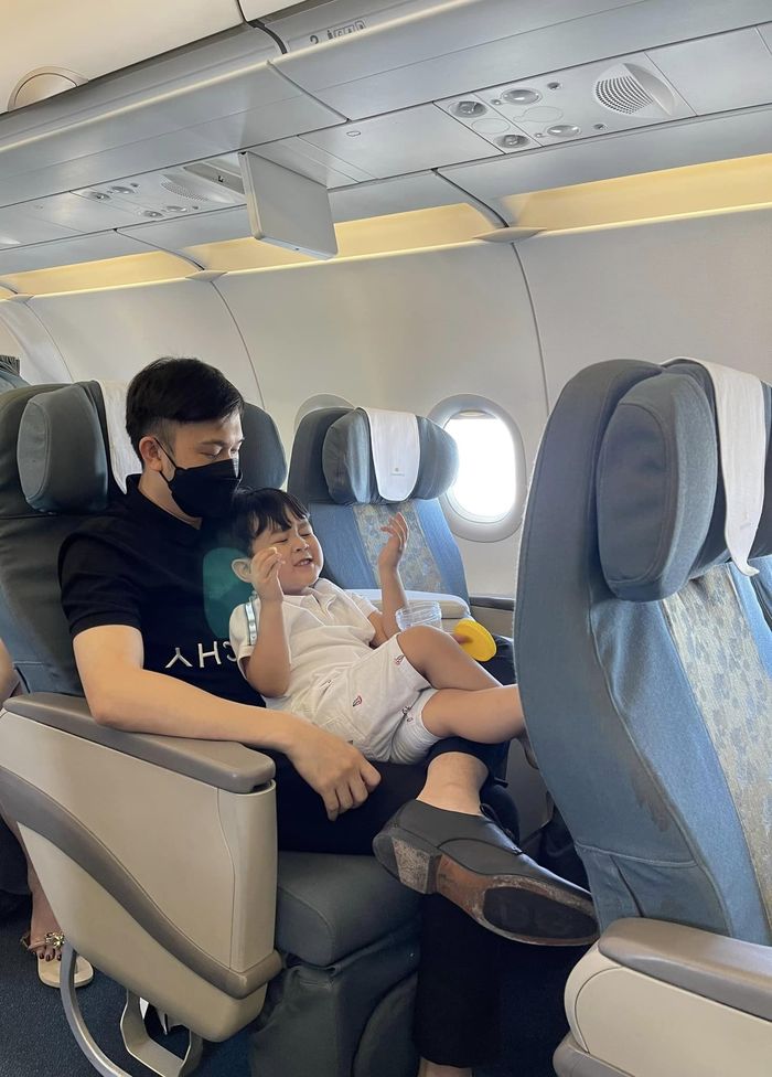 Sao Việt khoe ảnh với con trai Đàm Vĩnh Hưng, visual bé sáng bừng