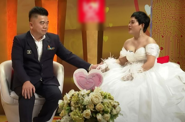 Gái Việt được chàng trai Malaysia cầu hôn sau 1 tuần gặp mặt