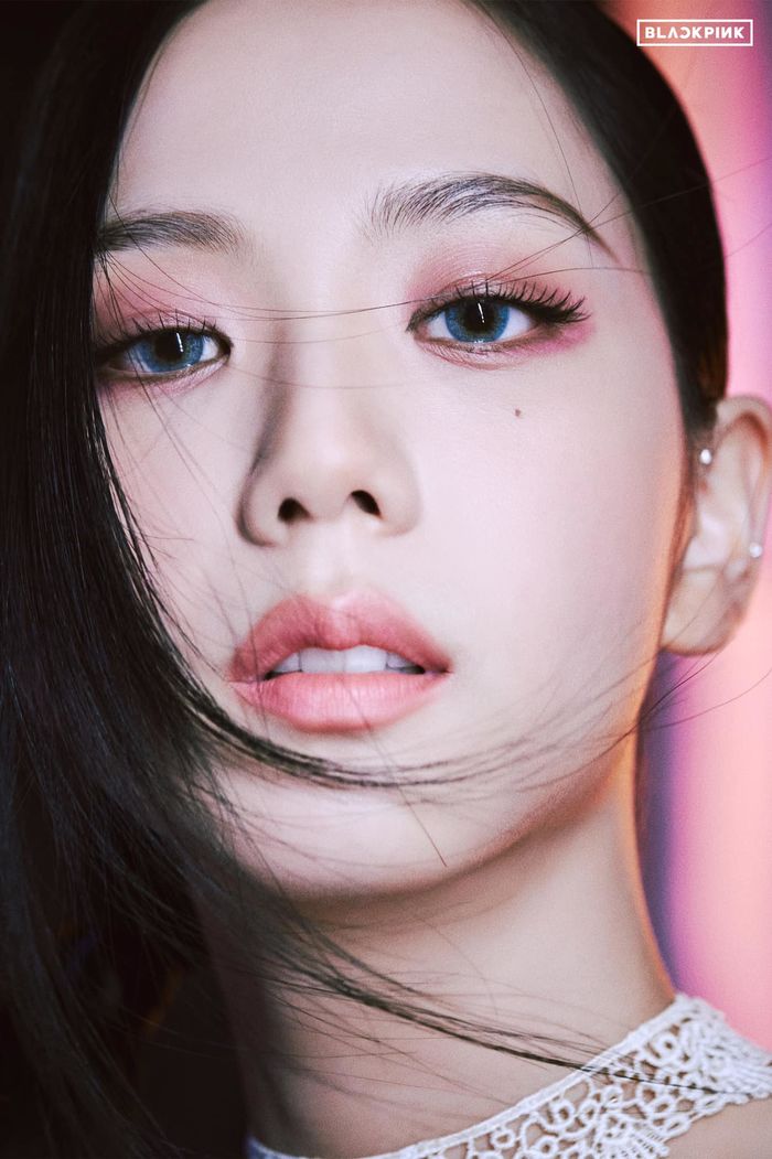 Sự độc đáo ở đôi mắt BLACKPINK: Hoa hậu Jisoo có mí viền trong
