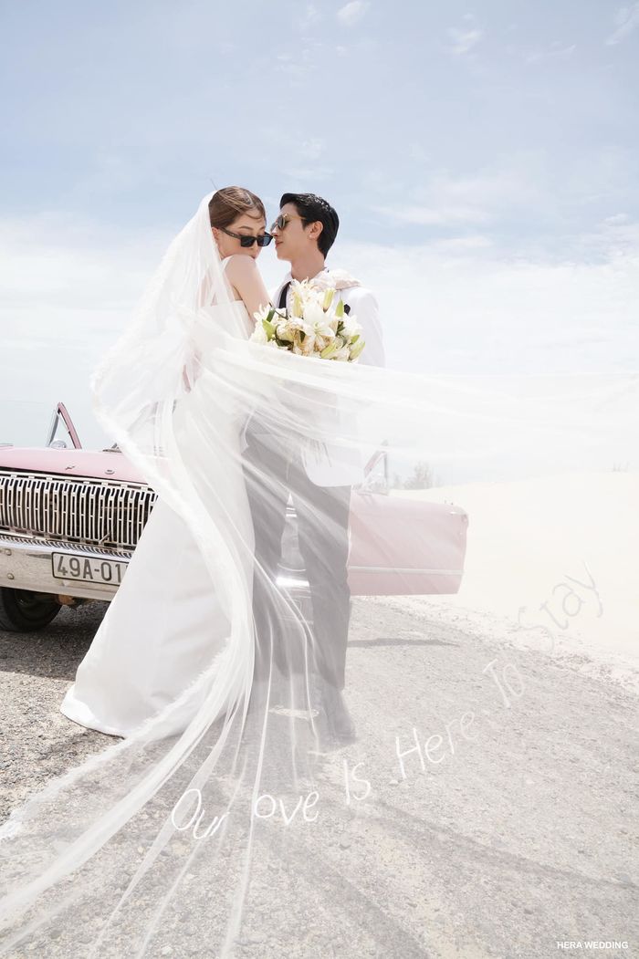 Thiệp cưới Á hậu Phương Nga và Bình An: cưới trước Đỗ Mỹ Linh 2 ngày