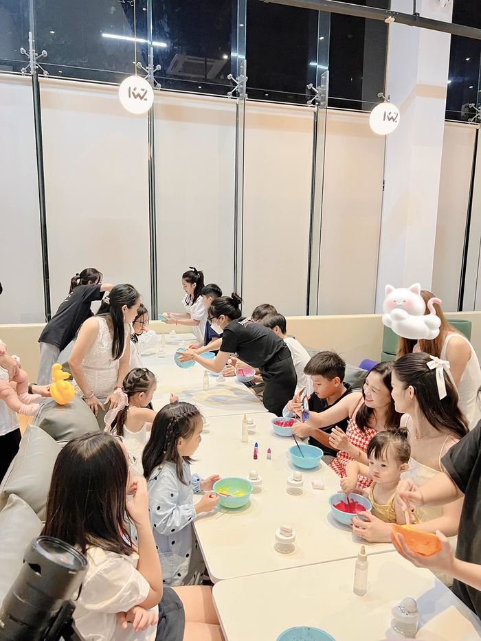Tiệc sinh nhật tuổi lên 2 hoành tráng của con Đông Nhi - Ông Cao Thắng