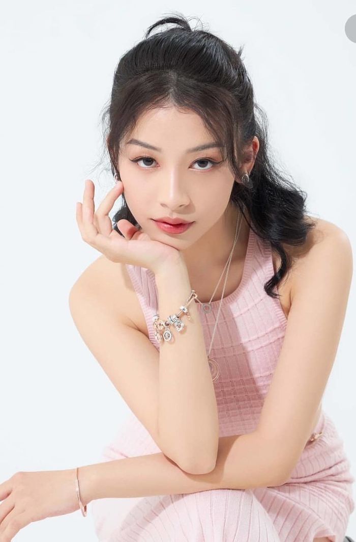 Nữ TikToker bị từ chối tuyển dụng vì chiều cao: Không chùn bước
