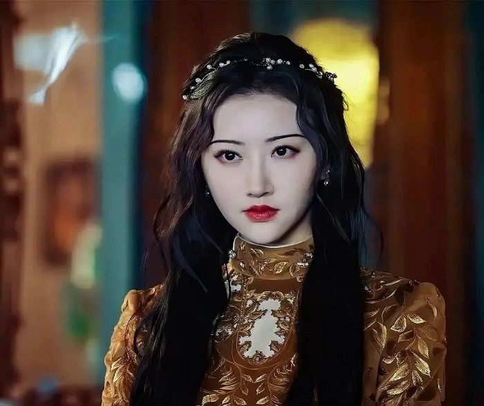 Trương Bá Chi và Cảnh Điềm đọ sắc: Hơn kém nhau 8 tuổi mà như chị em