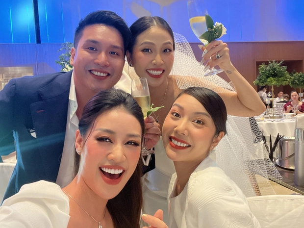 Tinh tế như Trường Giang - Nhã Phương: Tách đôi chạy show đám cưới