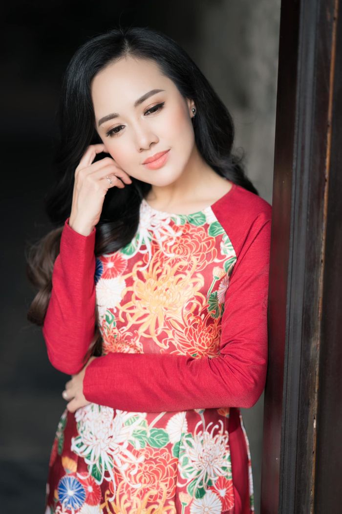 BTV Hoài Anh công phá Tuần lễ thời trang: Thần thái lên đồ cực chất