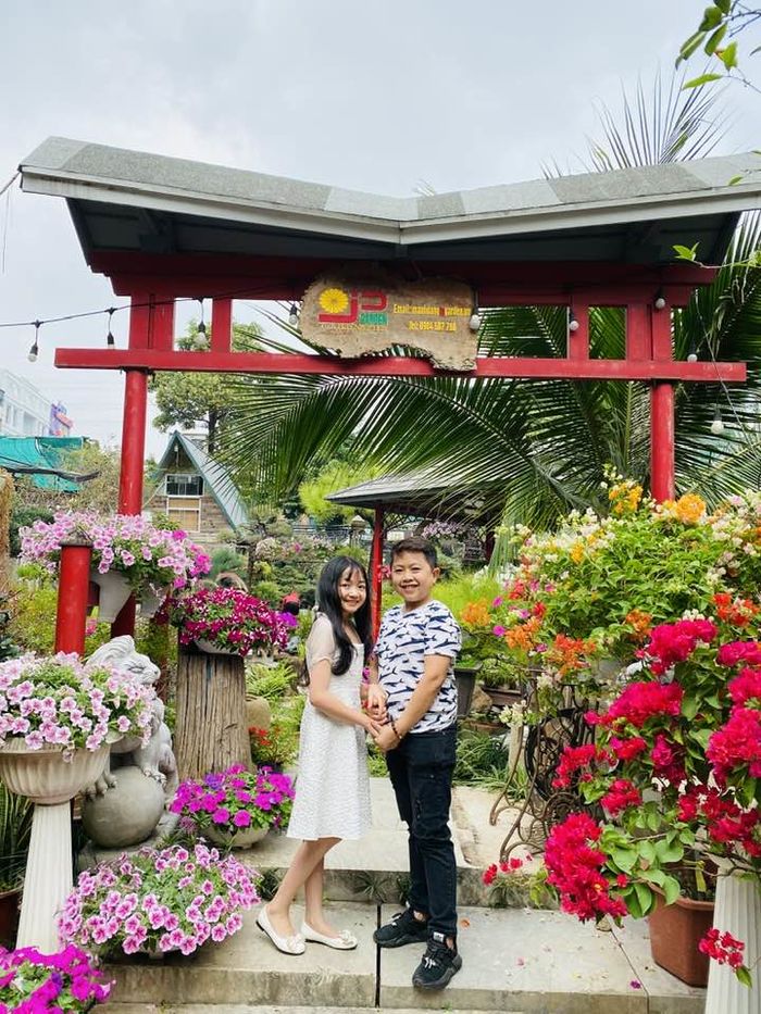 Chuyện tình của cặp đôi tí hon ở Nghệ An: chồng luôn chủ động xin lỗi