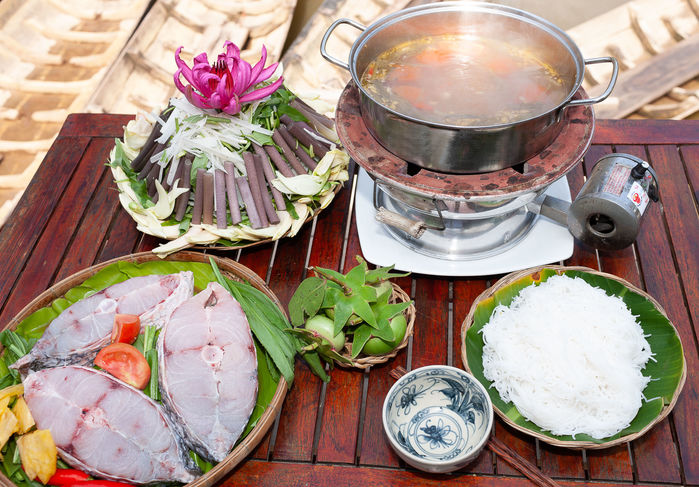 Xuôi về miền Tây thưởng thức món lẩu trứ danh: Quá thèm lẩu bần