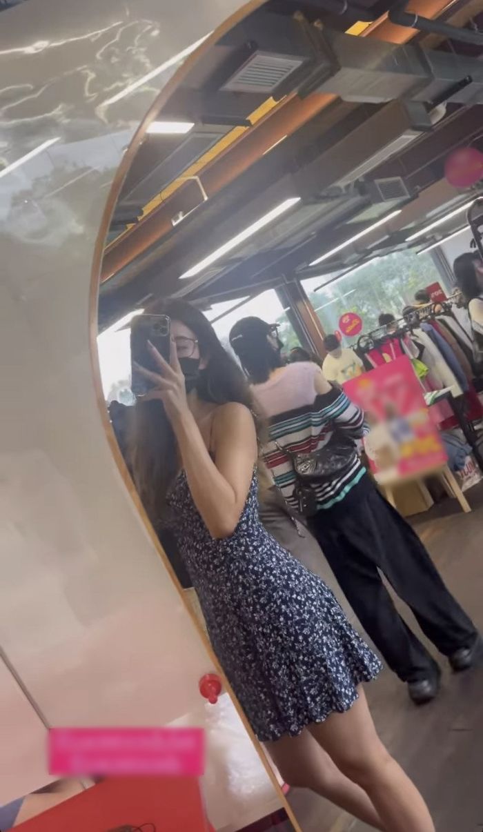 Ái nữ vua hàng hiệu dọn kho dịp cuối năm: 2hand kiểu này ai mua nổi!