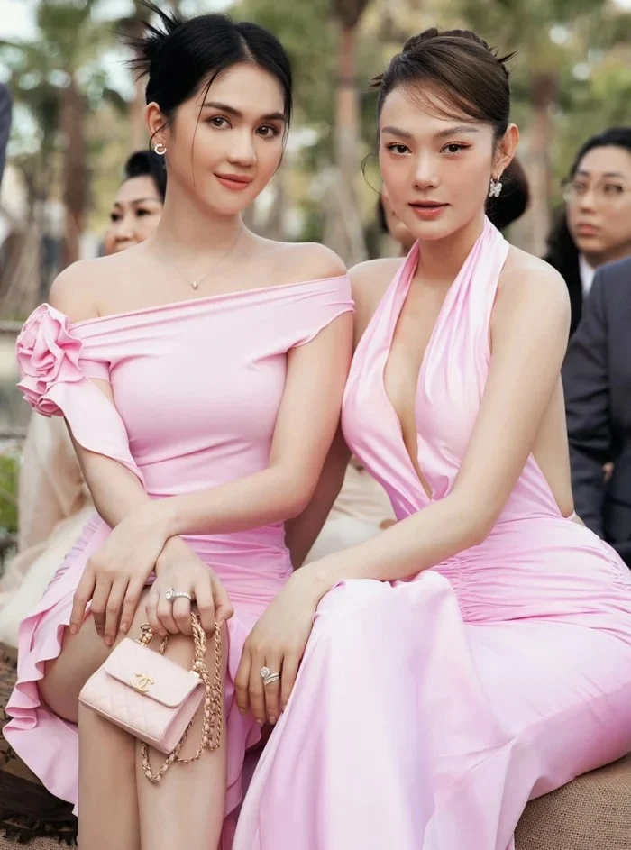 Ảnh hơn 1 thập kỷ trước của Minh Hằng - Ngọc Trinh hot trở lại