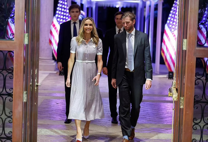 Barron Trump gây ấn tượng nhờ chiều cao 2m trong sự kiện của bố