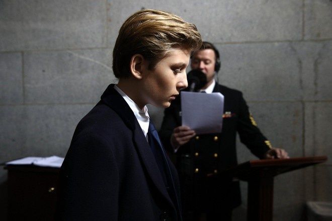 Barron Trump gây ấn tượng nhờ chiều cao 2m trong sự kiện của bố